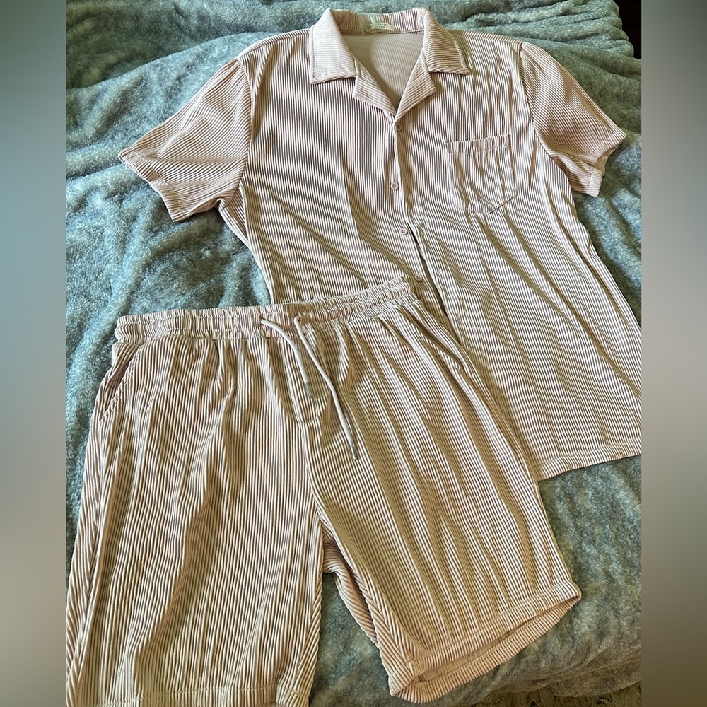 Striped Men’s Set